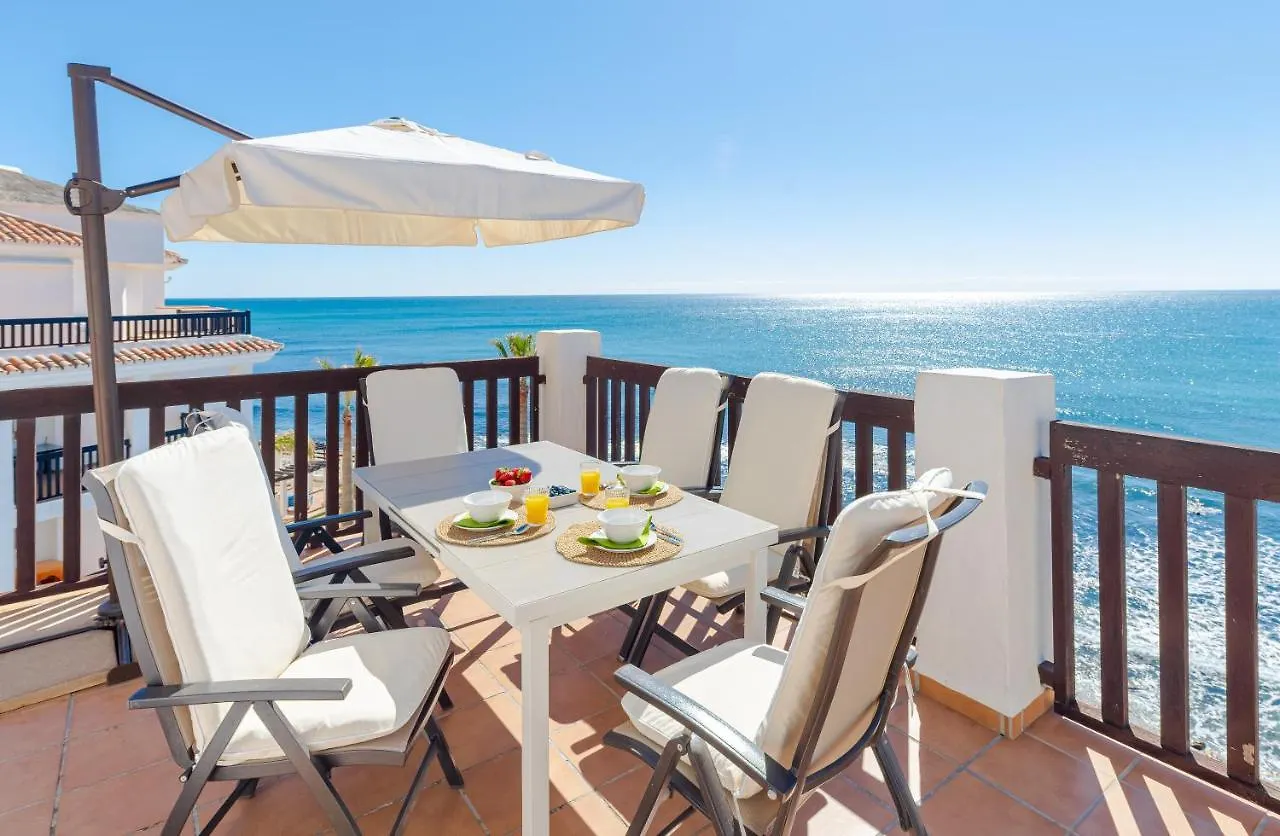 Heavenly Views From Frontline Penthouse Lejlighed Marbella