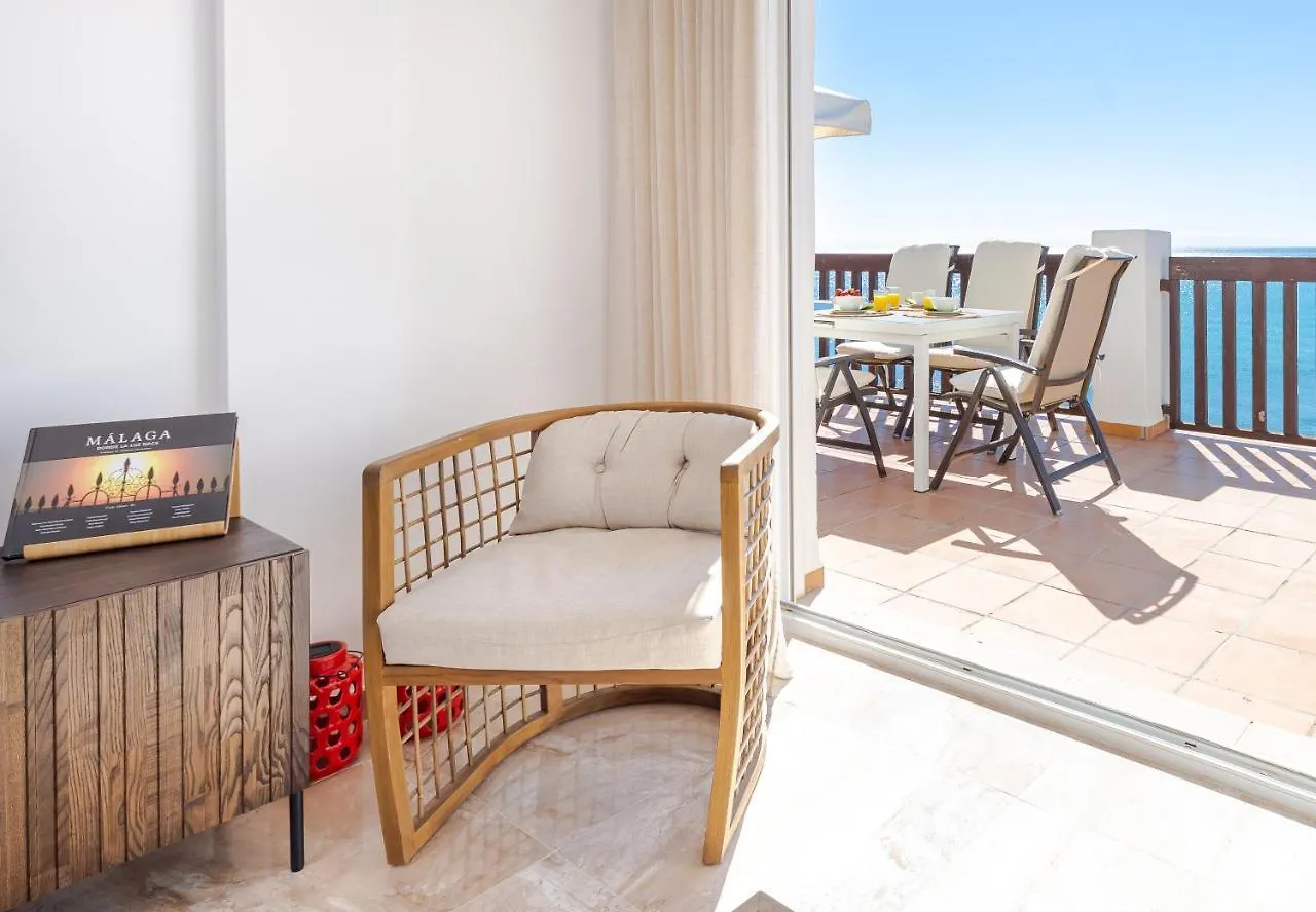 Heavenly Views From Frontline Penthouse Lejlighed Marbella