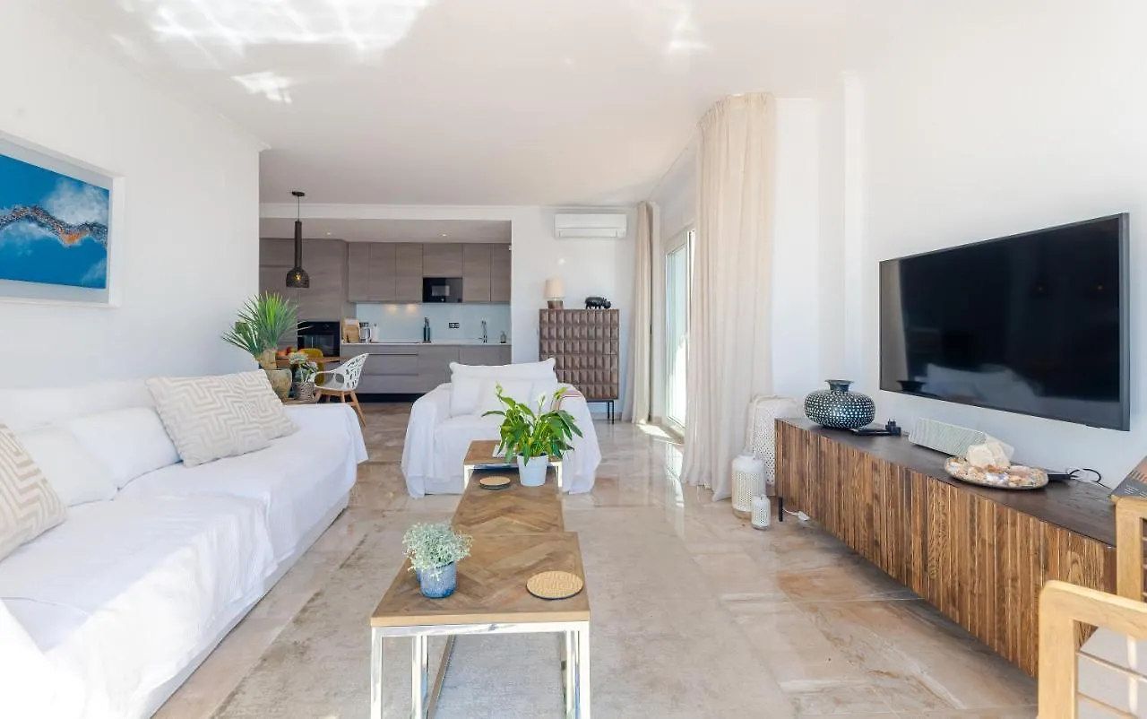 Heavenly Views From Frontline Penthouse Lejlighed Marbella